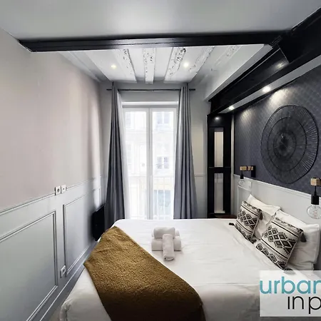 Urban Flat 44 - Charming 2 Bedrooms In The Center Διαμέρισμα *