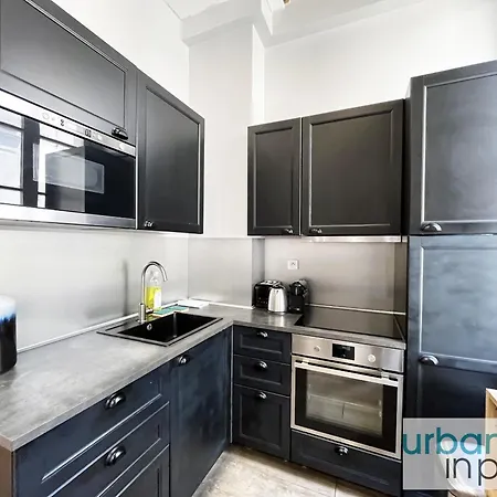 Urban Flat 44 - Charming 2 Bedrooms In The Center Διαμέρισμα